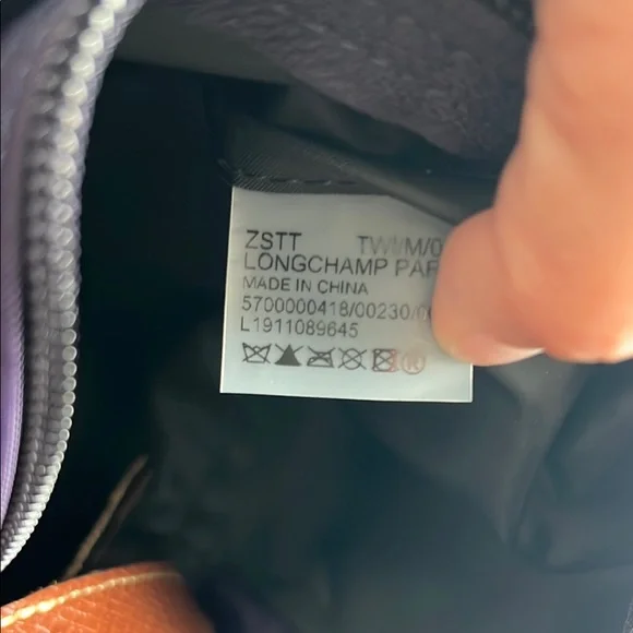 Longchamp Le Pliage Purple Large Travel Tote Expandable comes w/ shoulder strap - Picture 8 of 9